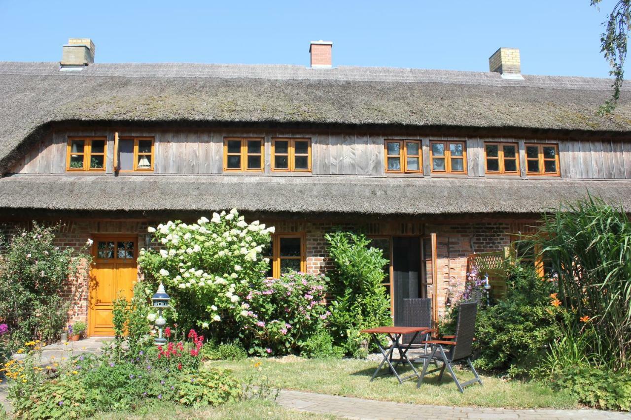 Ferienwohnung Kleine Auszeit Kluis Exterior foto